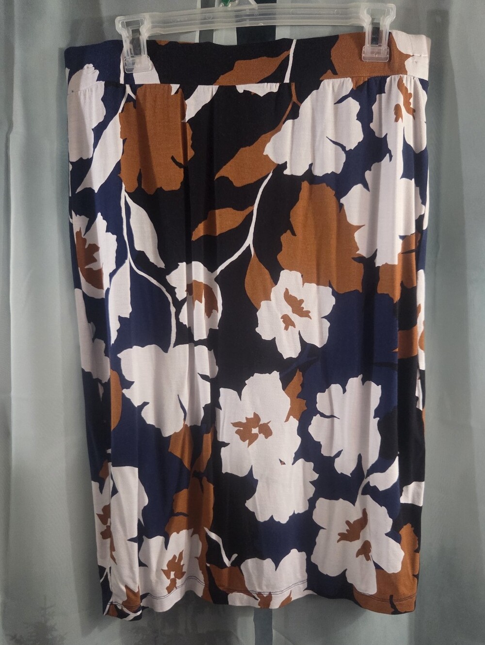 Liz Claiborne Navy White and Rust Floral Midi Skirt